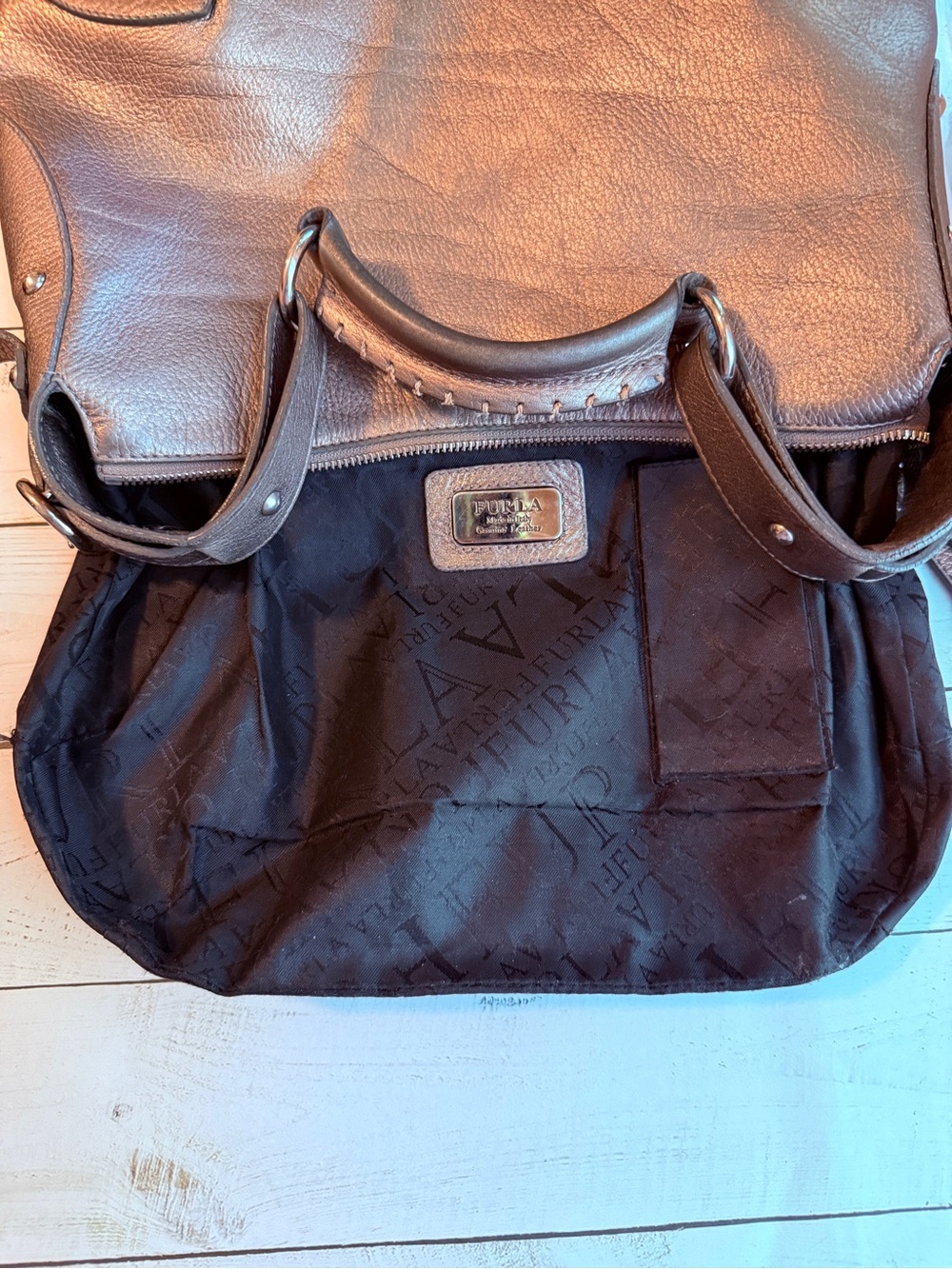 Furla | Vintage Metallic Taupe Pebbled Leather Hobo‎ Shoulder Bag - Picture 8 of 15